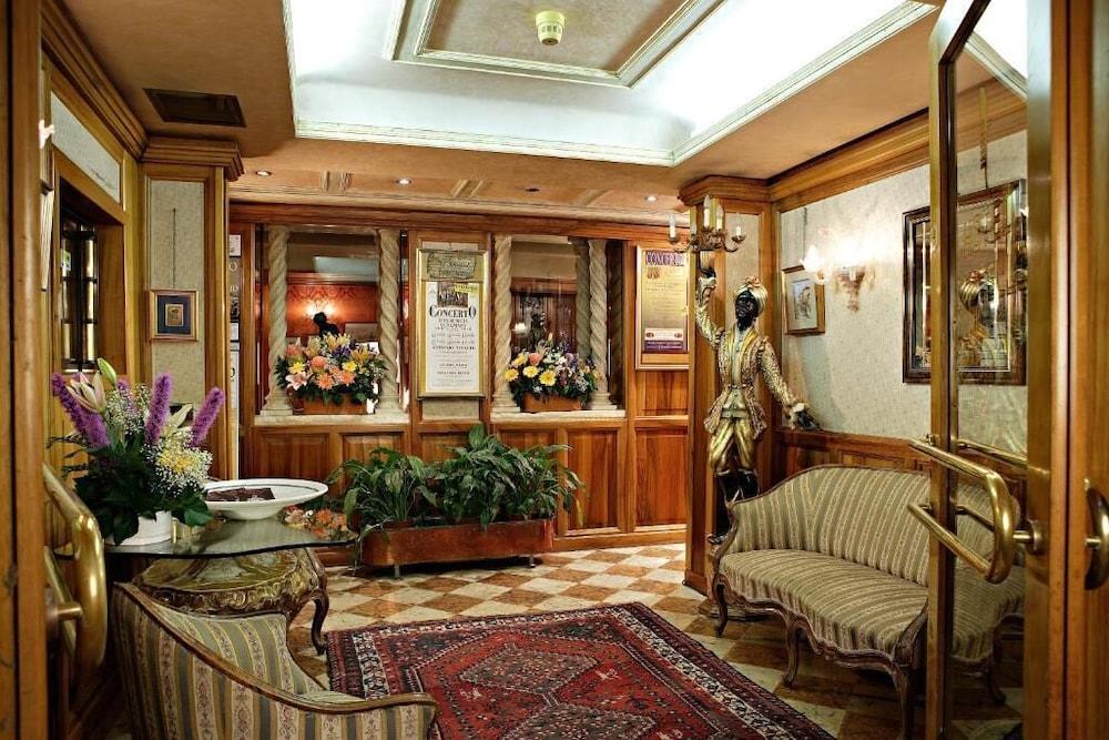 Castello Hotel Venecia